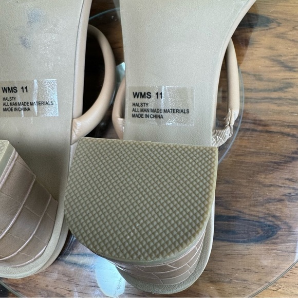 DV by Dolce Vita Halsty Double Band Mules in caramel - Picture 15 of 16